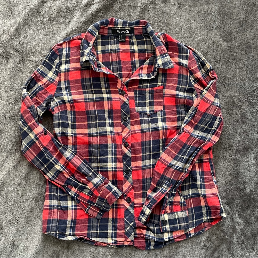 Forever 21 Plaid button down shirt Size L
